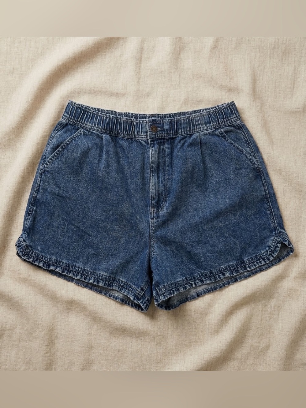 American Eagle Outfitters Mom Short Super High Rise Denim Shorts 14/32W